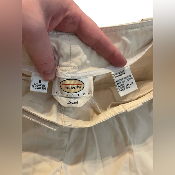 Talbots stretch shorts 8P - Picture 3 of 3